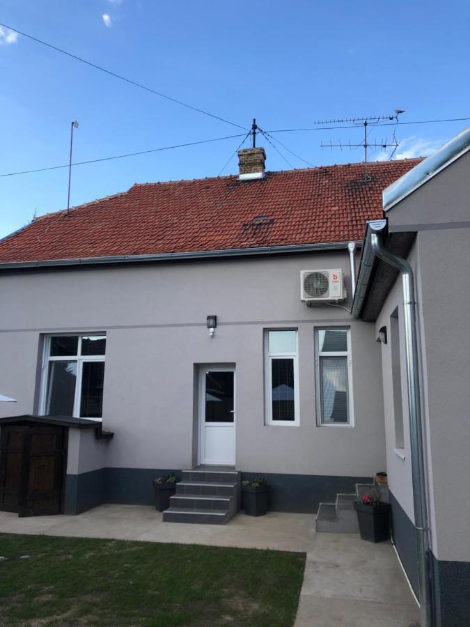 D&D Apartments Subotica Exterior photo