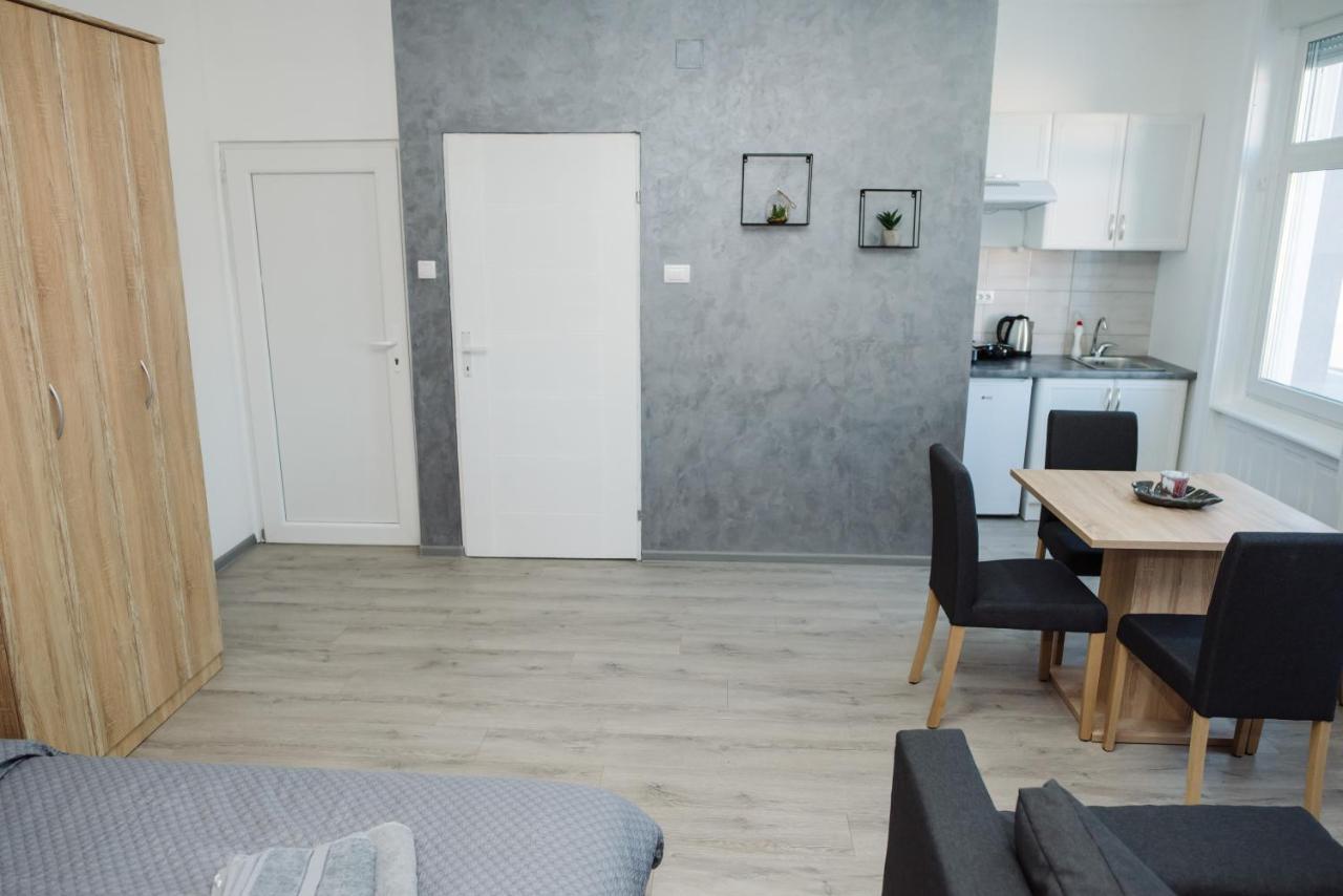 D&D Apartments Subotica Exterior photo